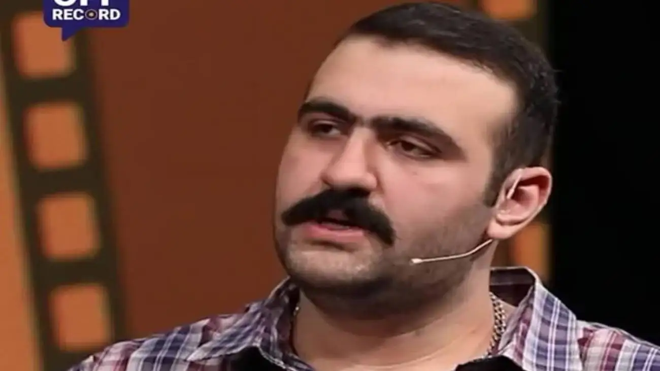 ویدیو  -  صحبت های تلخ بازیگر سریال پایتخت: 20 سال است که پدرم را ندیدم اما...