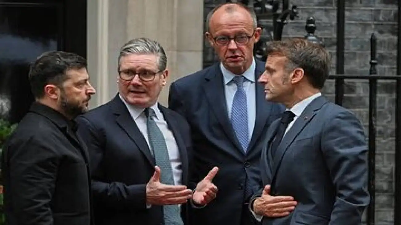 خیابان 10 داونینگ لندن سرنوشت صلح را رقم می زند؛ تلاش برای شنیده شدن