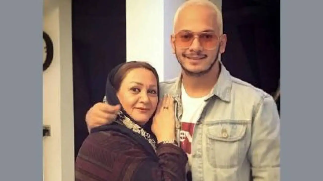 دانلود آهنگ عاشقانه جدید (دلم تنگه ) از اشوان + متن ترانه - من دلم تنگه و بیماره و بی تابه برات تو کجایی دل من تنگه واسه خندیدنات -  بفرست واسه اونی که دلتنگشی