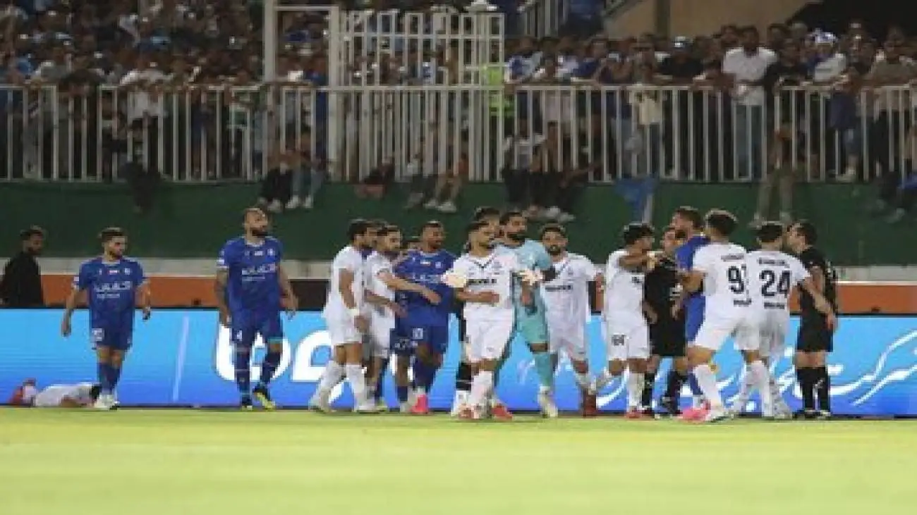 عکس -  استقلال صدای تالاب انزلی شد