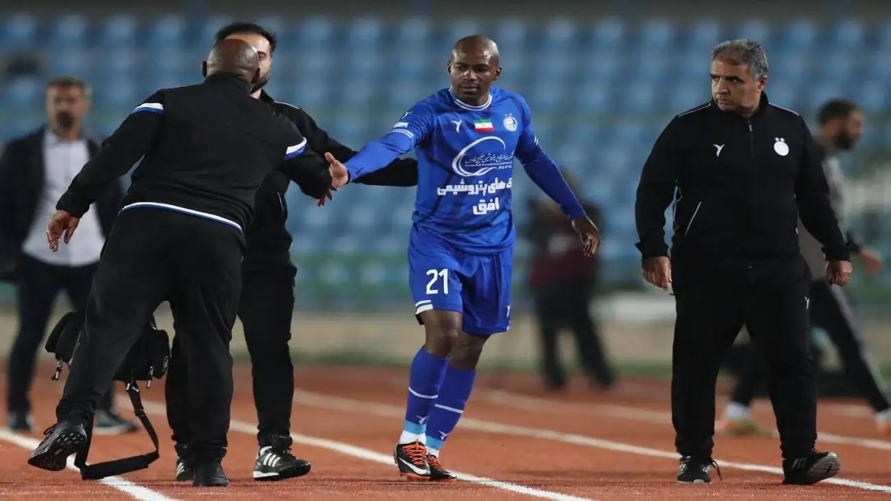 تصویر  -  درخشش ستاره دیپورتی استقلال دور از ایران!