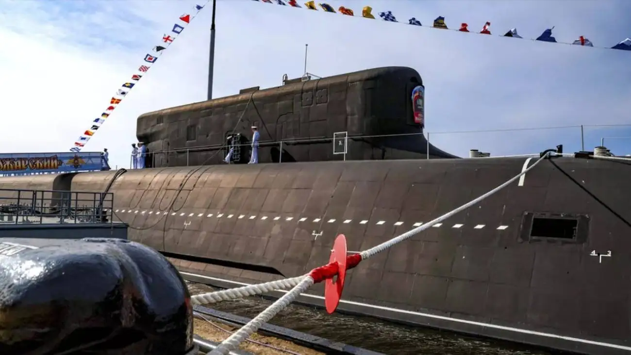 ویدیو  -  شلیک موشک بالستیک روسی از زیردریایی هسته ای بریانسک در دریای بارنتس