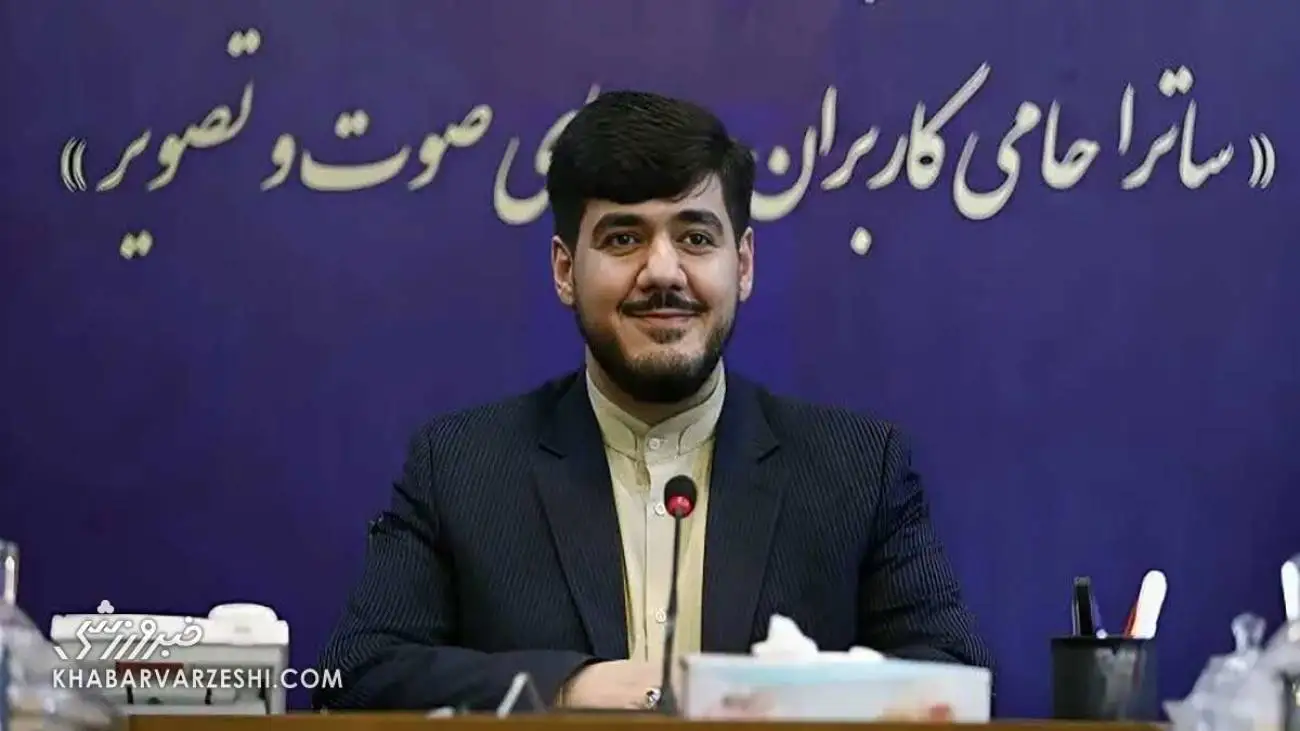 ادعای مجری پرحاشیه تلویزیون؛ شریفی نیا دایی و عموی من است! + ویدئو