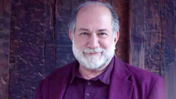 عکس - بررسی امضای زیبای آتیلا پسیانی -  چه ساده و هنرمندانه -  روحش شاد و یادش گرامی