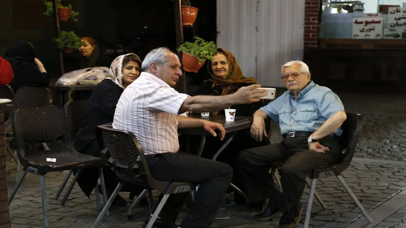 رستوران اختصاصی مادربزرگ  ها و پدربزرگ  ها افتتاح شد + منوی ویژه