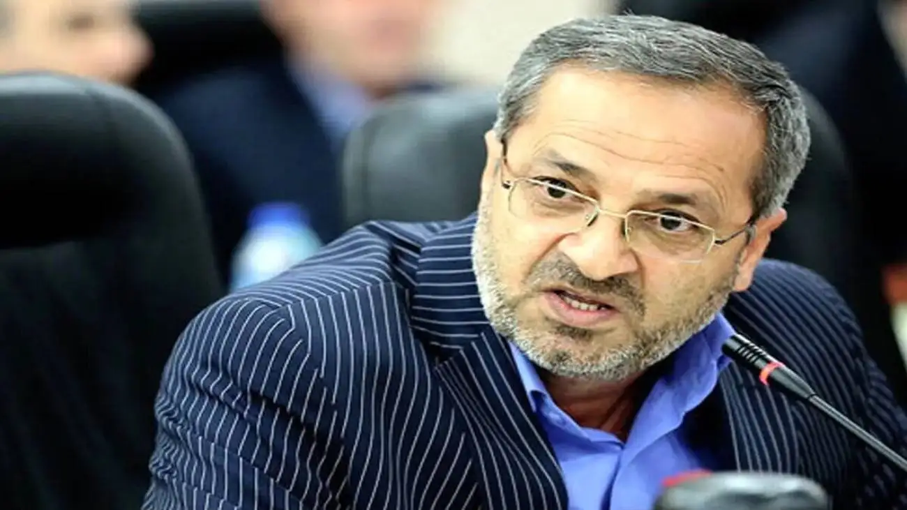 صفر؛ سهم دانش آموزان از بودجه آموزش و پرورش  -  40درصد معلمان مدرکشان بی ربط است  -  کنکور پدر تعلیم و تربیت را درآورده