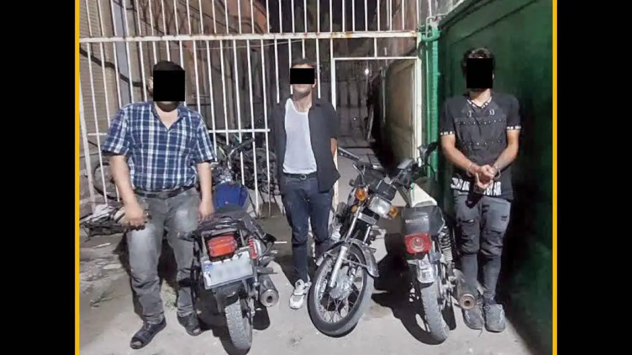 پایان سرقت های 20 ثانیه ای موتورسیکلت در مشهد  -  سارق هرموتورسیکلت را 5 میلیون می فروخت!
