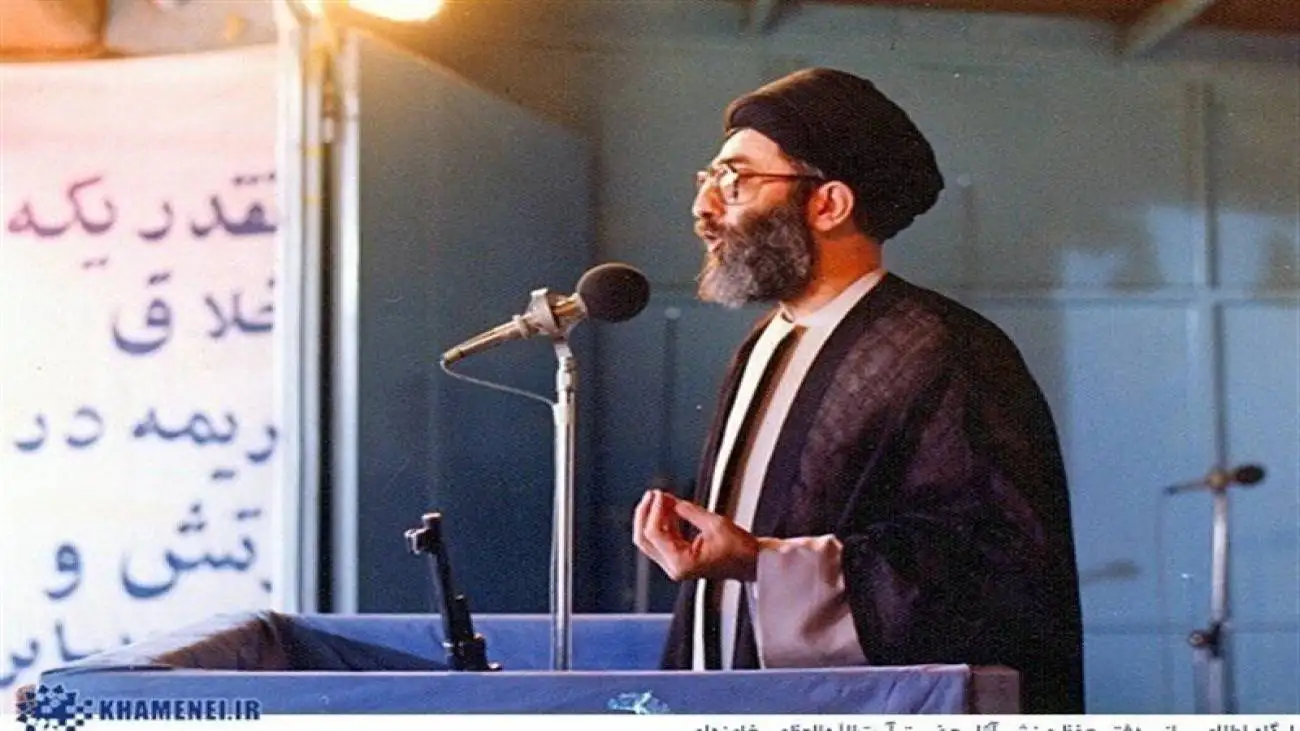 ویدیو  -  بیانات رهبر انقلاب درمورد سیره مبارزاتی امام صادق (ع ) در خطبه های نماز جمعه تهران سال1362