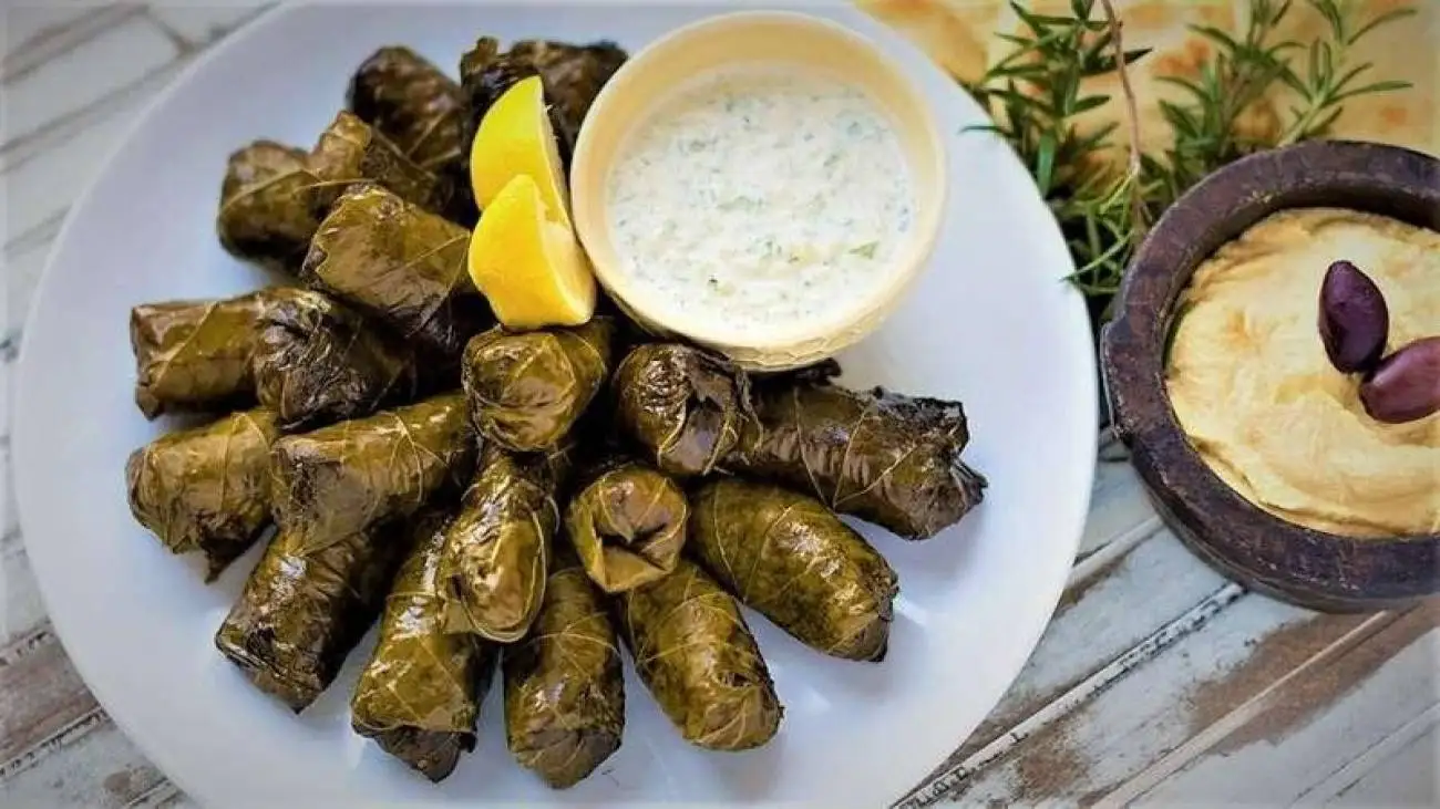 درست کردن دلمه برگ مو تبریزی