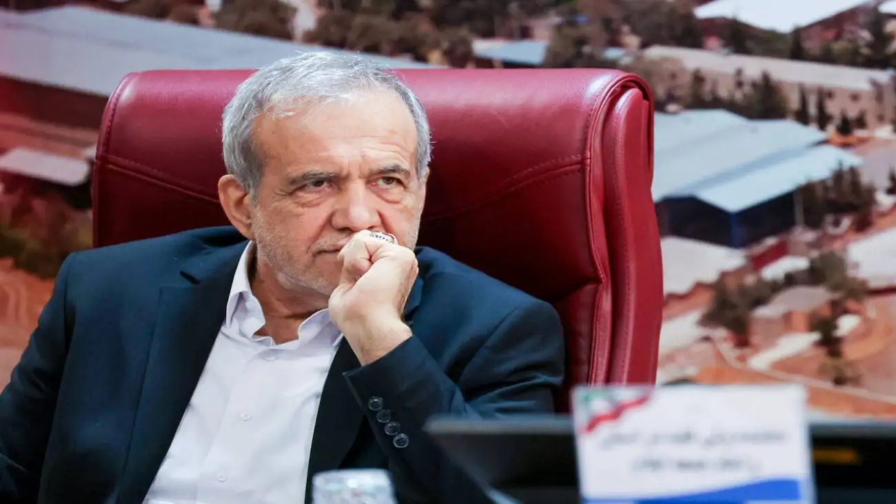 ویدیو  -  احساساتی شدن پزشکیان در مقابل یک اقدام ارزشمند