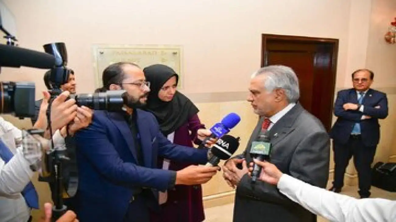 وزیر خارجه پاکستان: در کنار ایران برای دستیابی به تجارت 10 میلیارد دلاری هستیم - رئیس جمهوری ایران روز پرکاری را در اسلام آباد دارد