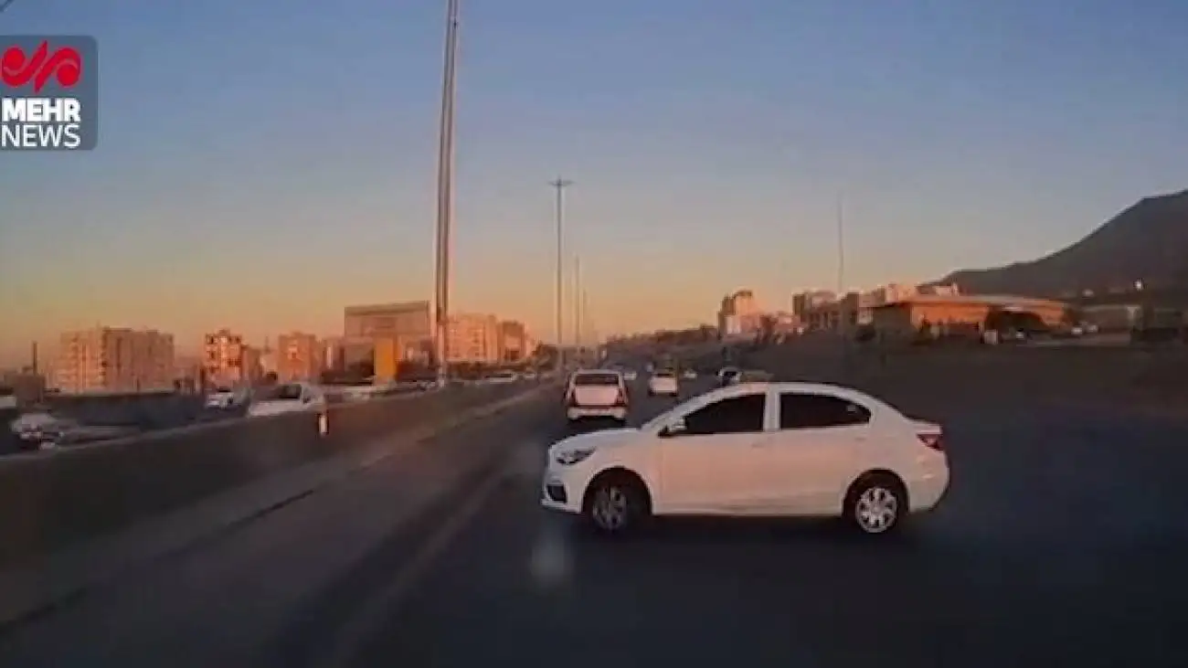 ویدیو  -  تصادف سنگین و خطرناک در اتوبان کرج