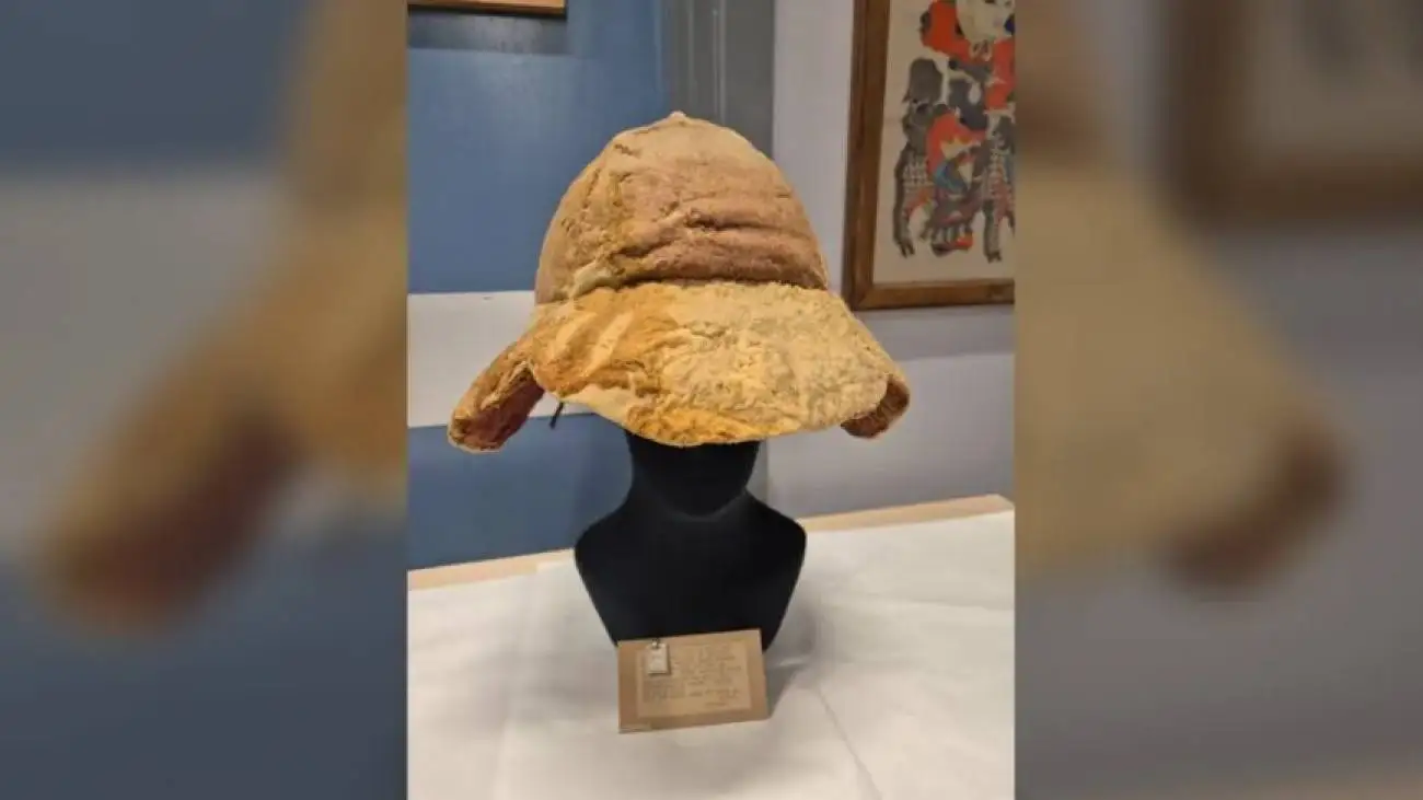 این (کلاه نمدی) مصری 1600 ساله است  -  عکس