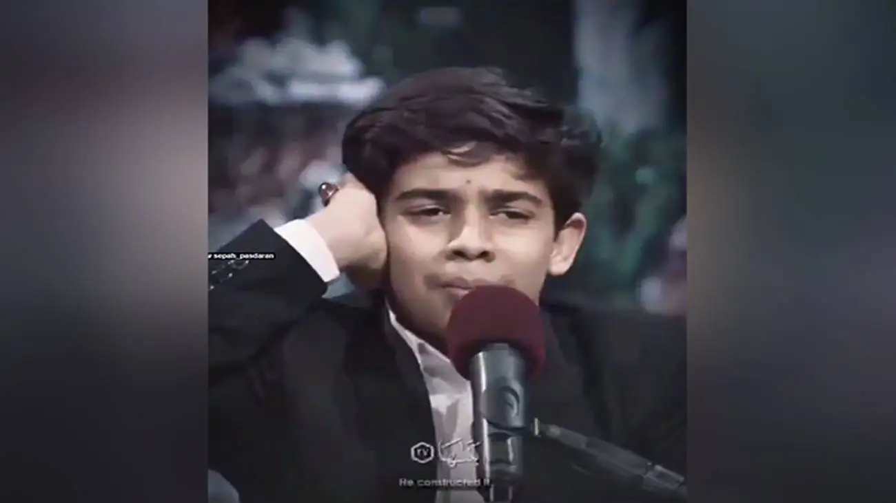 ویدیو  -  تلاوت کم نظیر نوجوان ایرانی