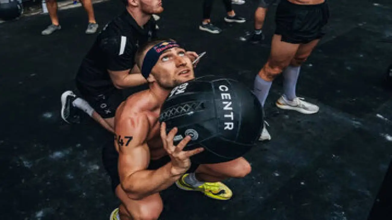 قوانین اجرای تمرینات sandbag و wall balls در مسابقات هایراکس