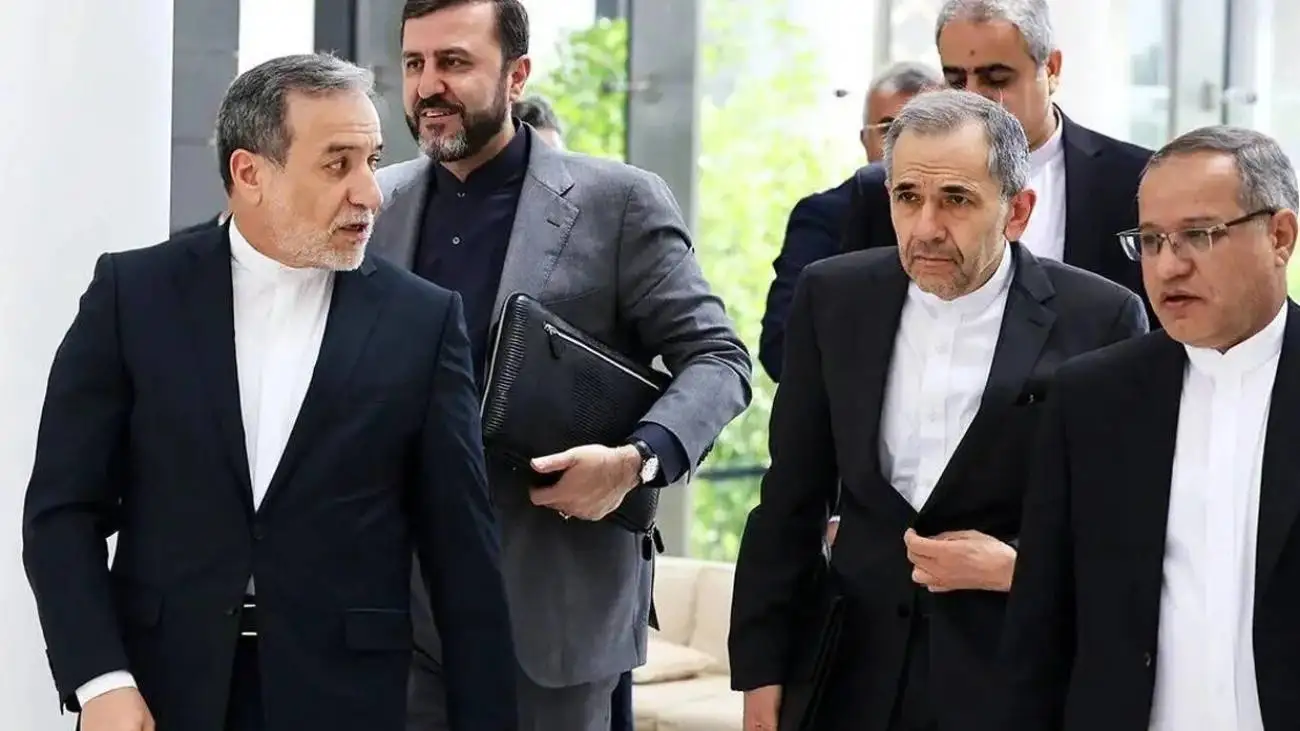 شرط ایران برای دیدار با آمریکایی ها ؛ گزارش مهم نیویورک تایمز  -  کنایه تلخ به ترامپ؛  گویی آرمان های ایران زیر آوار فردو و نطنز ناپدید شده!