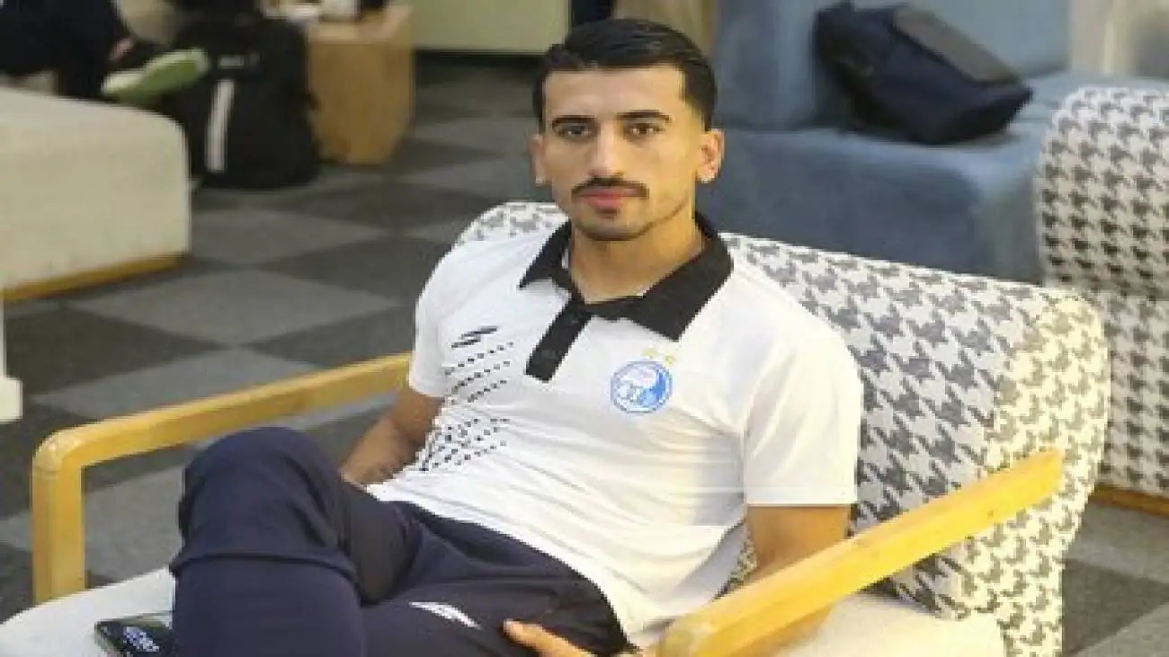 صدای اعتراض کاپیتان استقلال بلند شد؛ هر هفته پنالتی ما را نمی گیرند