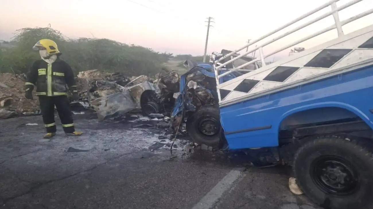 4 کشته در تصادف و انفجار ناگوار نیسان حامل کپسول گاز با پژو + تصاویر