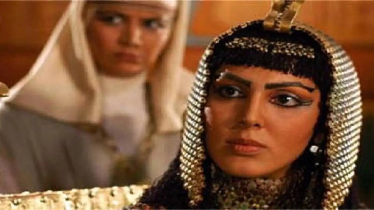 به جز زلیخا تو هم عاشق یوزارسیف بودی؟  -  سوال جالب خبرنگار از بازیگر خانم  -  ببینید