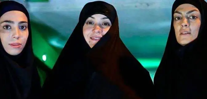 شهربانو منصوریان: الهام چرخنده با وعده خونه و ماشین از ما خواست چادری شیم -  من و خواهرم چون نیاز مالی داشتیم ...  -  پول چادر هم .....