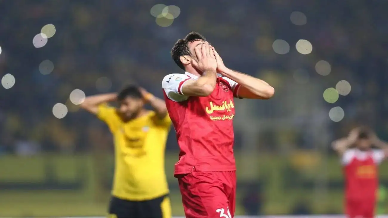 گاهی منجی و گاهی کمرشکن؛ نوسان یک بازیکن پرسپولیس!