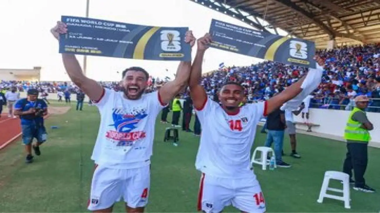 کوسه های آبی از دیدار با ایران نوشتند -