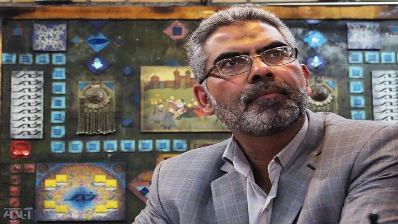 مجلس به بازار سیگنال گرانی می دهد -  صمصامی: قالیباف مدافع حذف ارز ترجیحی است -  فاجعه تورمی تازه در حال شکل گیری است