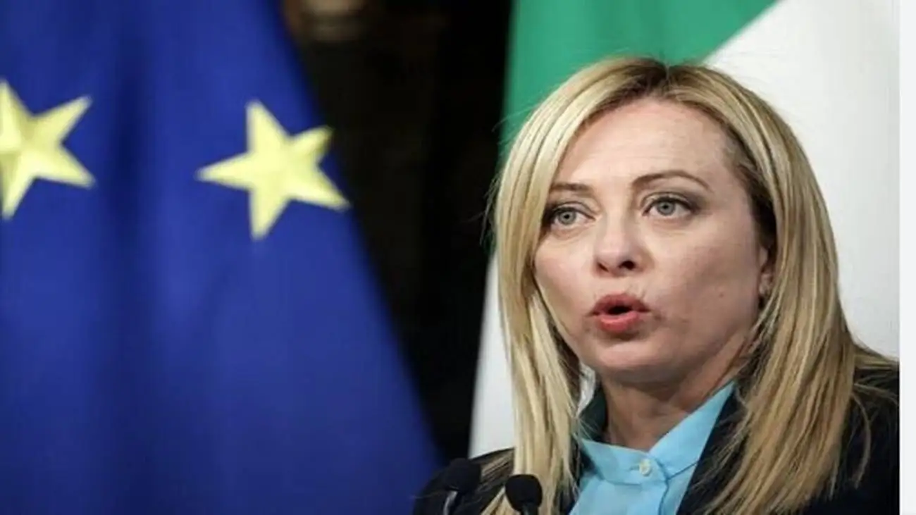 ویدیو  -  ملونی: باید توافقی با ایران شکل بگیرد تا جلوی پیچیده تر و خطرناک تر شدن وضعیت گرفته شود