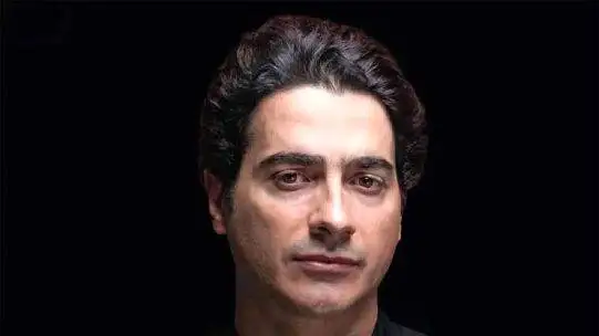 فیلم آواز باشکوه همایون شجریان در کنسرتش  -  همه مات آهنگ شدند و همخوانی کردند!