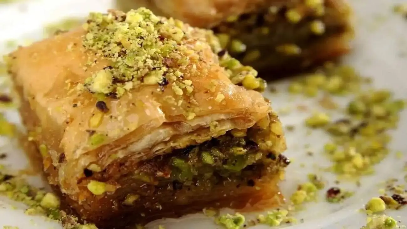 بستنی خامه ای دومین دسر محبوب دنیا شد  -  لیست 10 شیرینی برتر جهان