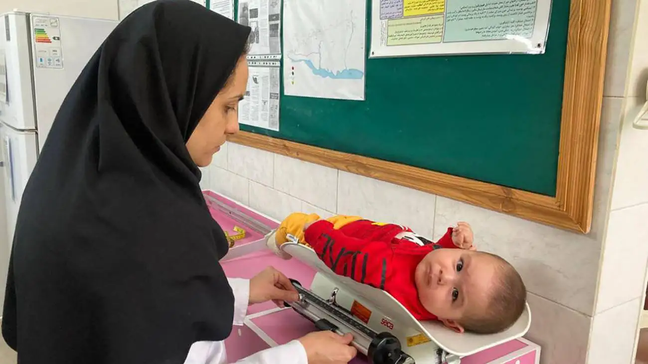 15 میلیون خدمت بهداشتی برای یک میلیون خانوار  -  خروج 40 استاد دانشگاه علوم پزشکی تهران طی 5 سال