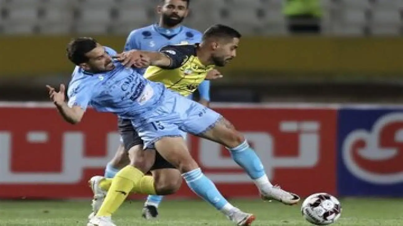 قهرمان نیم فصل لیگ ایران مشخص شد