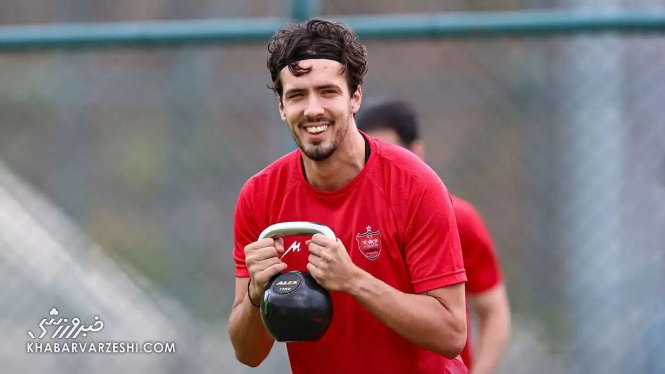 ویدیو  -  شباهت ضربه آزاد دیدنی باکیچ با رایس