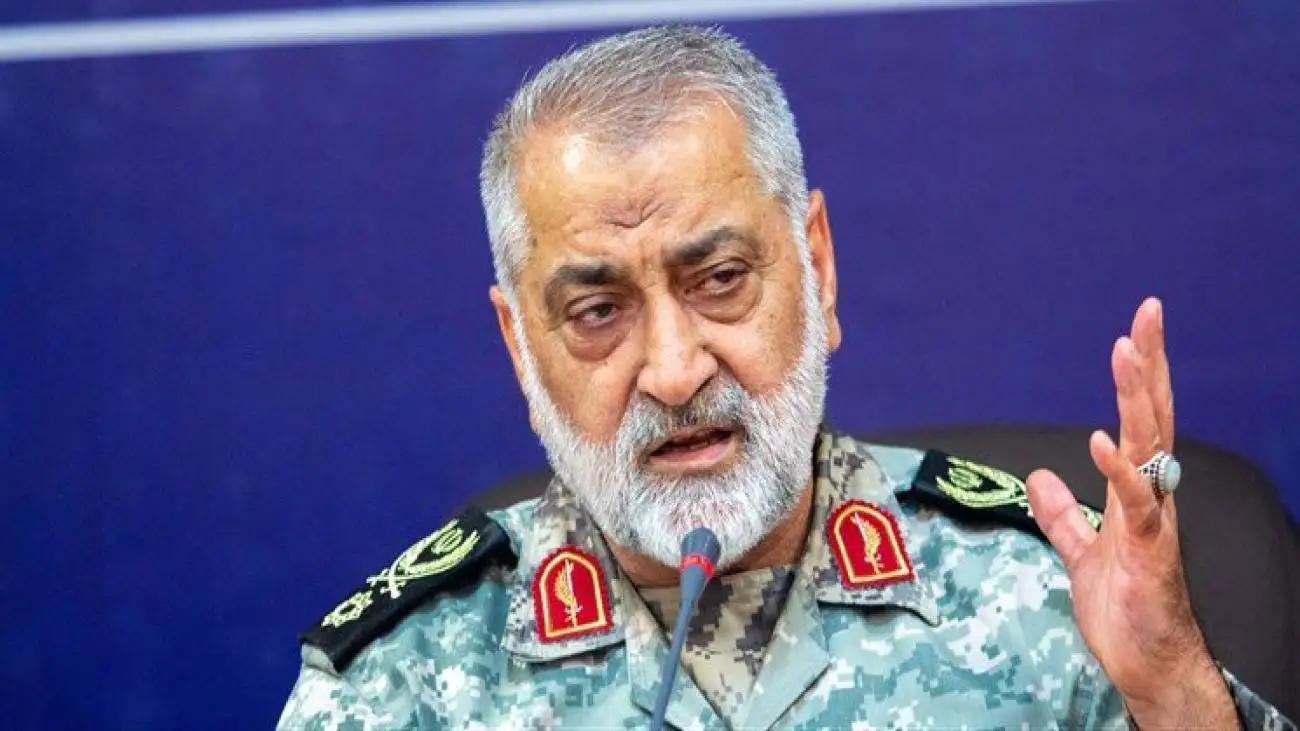 ویدیو  -  سردار شکارچی: در روز نهم جنگ دست های اسرائیل به نشانه تسلیم بالا رفت و دیگر توان جنگیدن نداشت