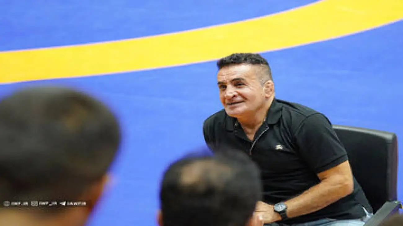 استاندارد دوگانه به سبک محمد بنا؛ مگر مدال های بیرون از ایران بی ارزش نبود؟