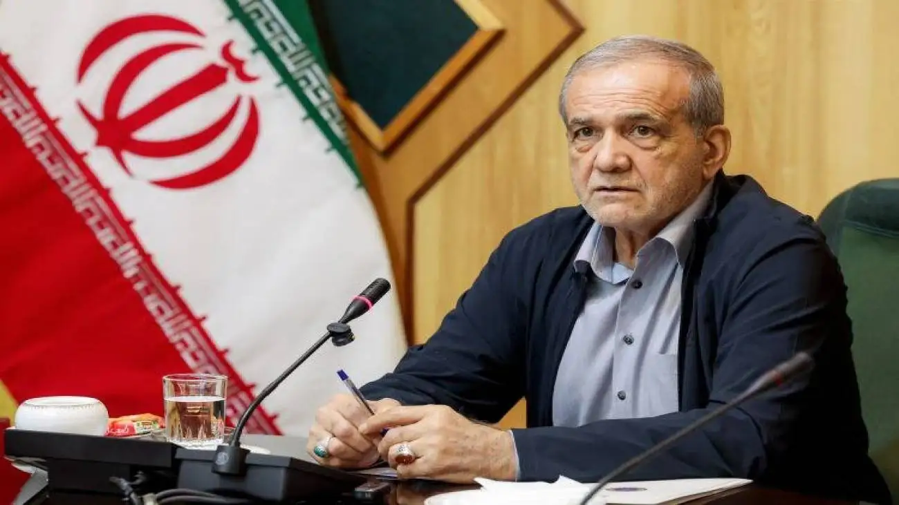 برخی زنان را در نقش مترسک می بینند  -  ویدئو