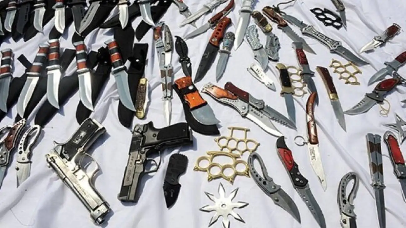 هشدار پلیس به این افراد؛  سلاح های خود را جای امن نگه دارید! + ویدئو