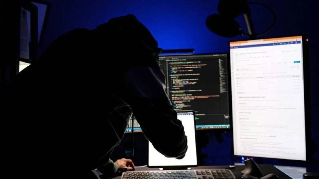 دفع حملات سایبری به زیرساخت های کشور  -  حملات ddos چیست و چگونه می توان با آن مقابله کرد؟