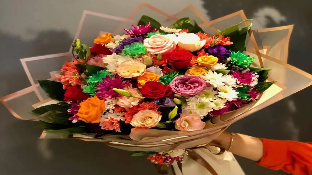 12 نکته طلایی برای افزایش طول عمر دسته گل طبیعی
