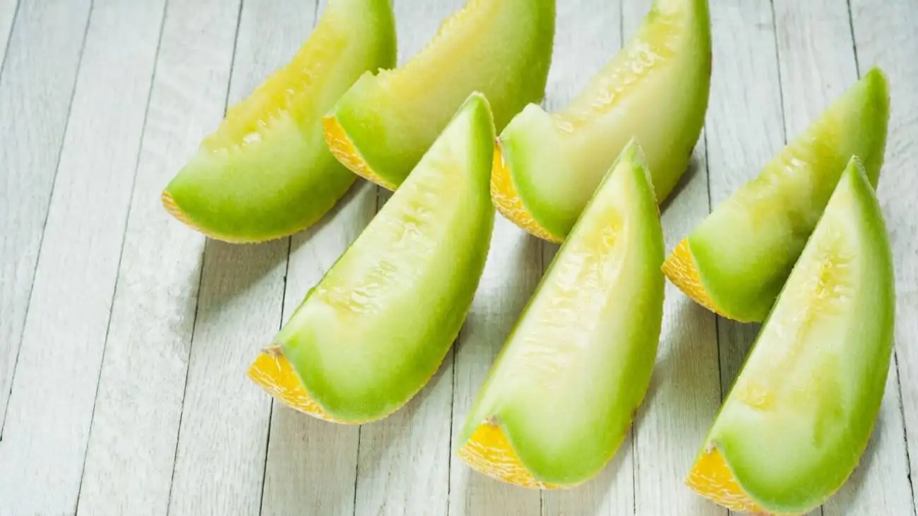 خوردن خربزه با عسل باعث مرگ آنی می شود ؟