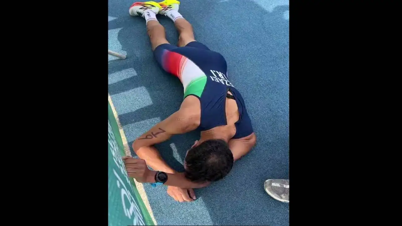 اشک های ورزشکار کشورمان اشک دختران را هم درآورد  -  ویدئو