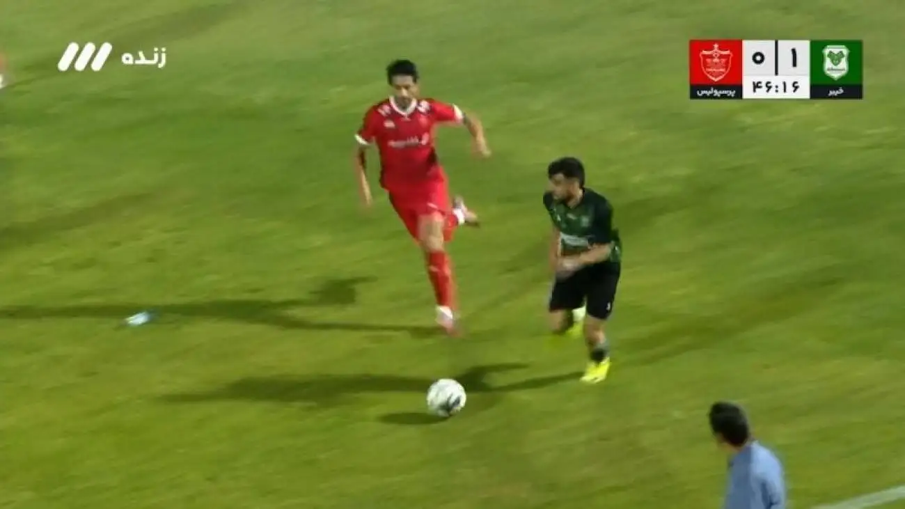 کلاتنبرگ: داور چطور توانست بازیکن پرسپولیس را اخراج نکند؟  -  از var تعجب می کنم که...