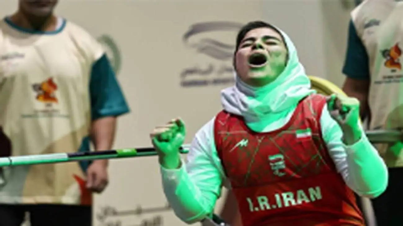 ویدیو  -  اشک های الناز متقی پس از کسب مدال نقره