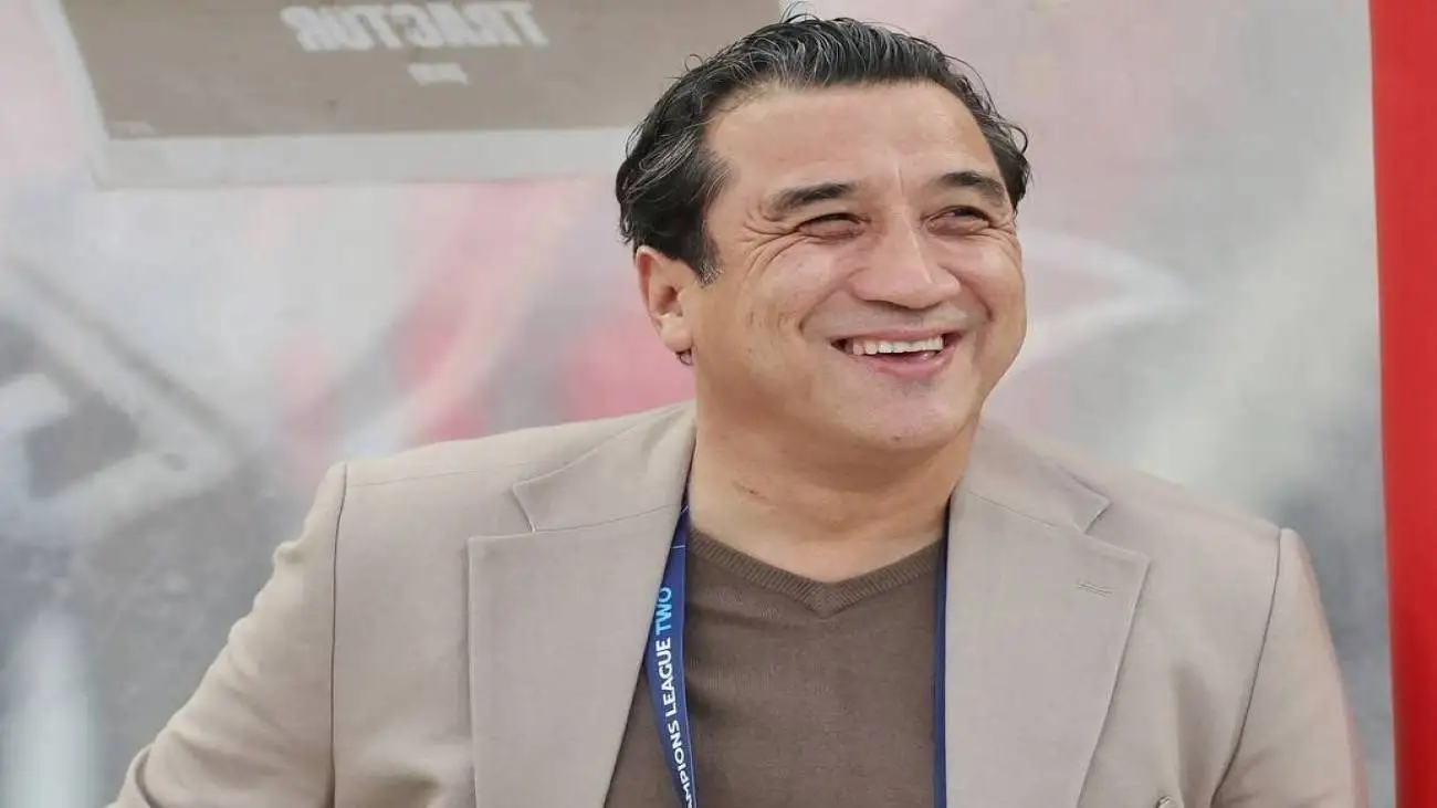خاطره جالب خداداد عزیزی از سفرش به لبنان  -  موشک باران؟ راحت قلیان کشیدیم  -  به من گفتند چرا لبنان رفتی، سیستان  و بلوچستان نه؟! شما می دانید من نرفتم؟