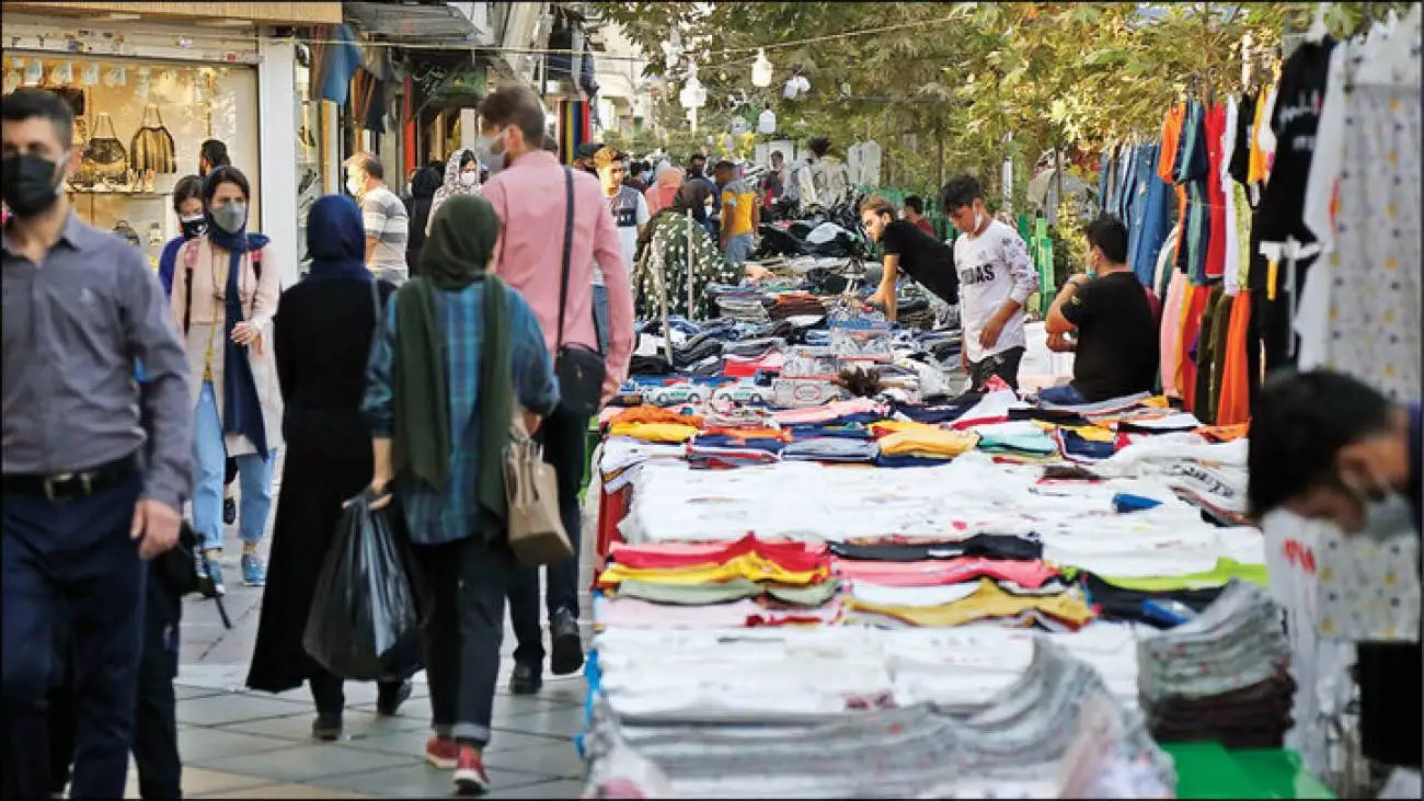 ویدیو  -  ادعای شهردار قزوین درمورد برخورد خشونت آمیر ماموران شهرداری با یک دست فروش: تقطیع شده!