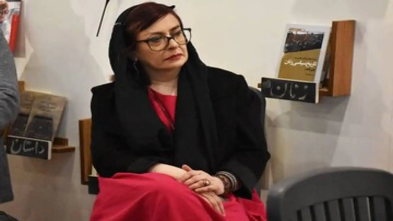 اعتراض مهسا محب علی به حذف نامش از تیتراژ فیلم منیژه حکمت  -  قرارداد رسمی و حق مالکیت 5 درصدی دارم