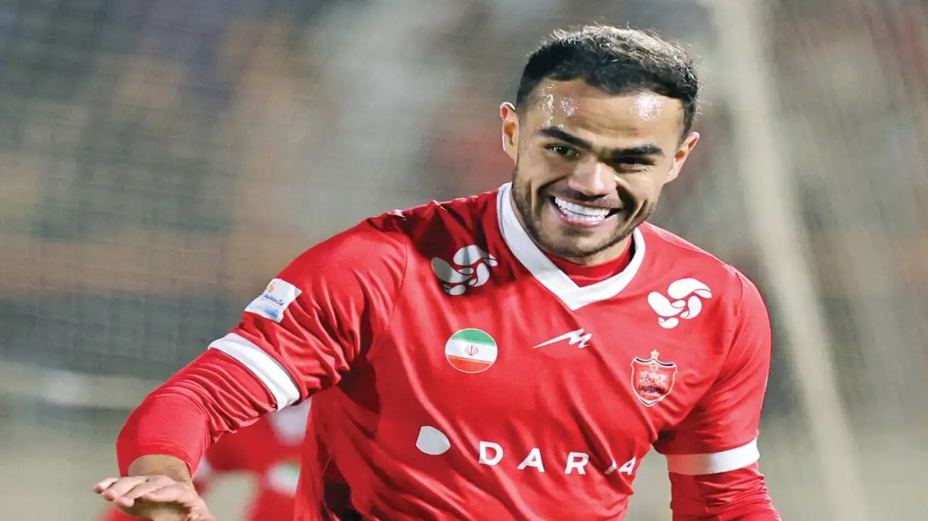 شیطنت دور از انتظار اورونوف و جریمه فردی + عکس