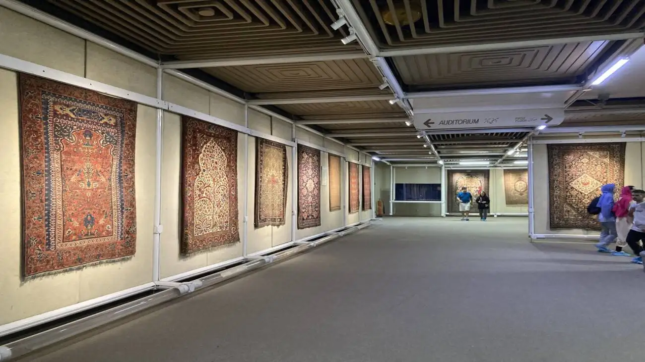 قالی های پر قصه