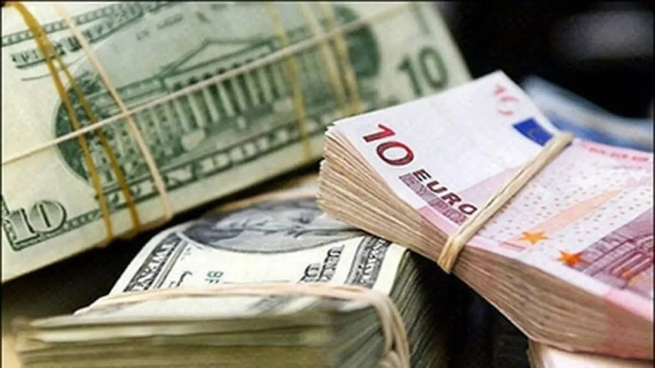 آخرین قیمت دلار، یورو و درهم در بازار ارز توافقی؛ قیمت هر اسکناس یورو در مرکز مبادله افزایش یافت