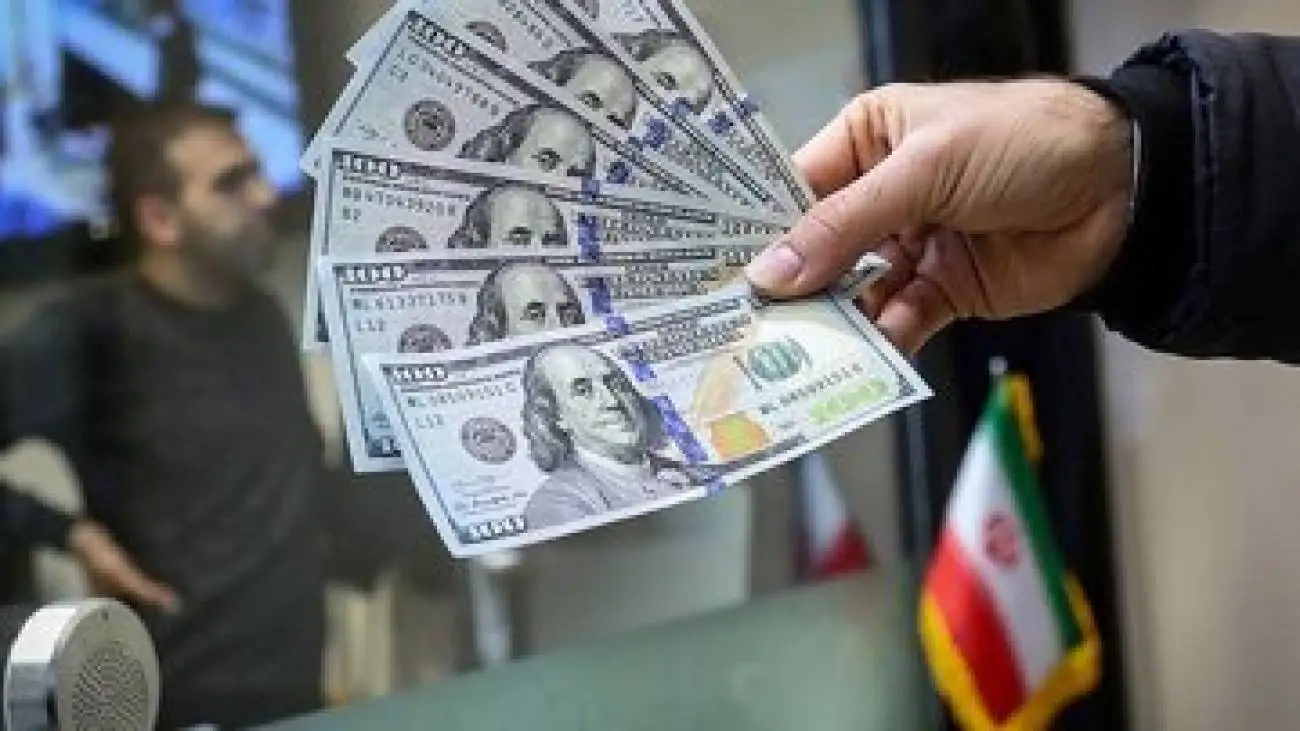 ترامپ چگونه با قیمت دلار در ایران بازی می کند؟